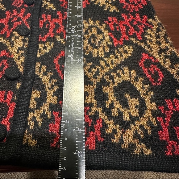 100% Alpaca Wool Sweater Vest Women Size M Red Paisley Knit Grannycore Peru Made - Picture 5 of 7